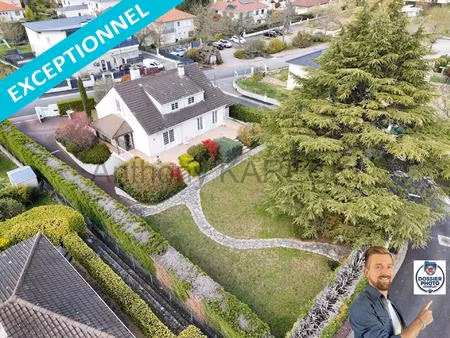 vente maison 7 pièces 160 m² chassieu (69680)