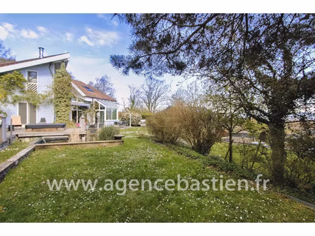 location maison 5 pièces 230 m² à échenevex (01170)