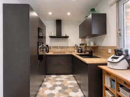 maison de 128 99 m² à rumigny