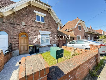 maison avec potentiel evolutif situee au calme