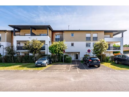 bel appartement t3 avec terrasse et jardin dans une résidenc