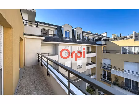 location appartement  47.92 m² t-2 à châtillon  1 363 €