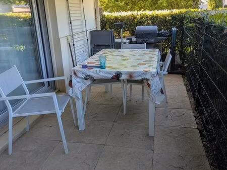 rare dijon centre – t3 rénové avec 2 terrasses + garage – vue port du canal