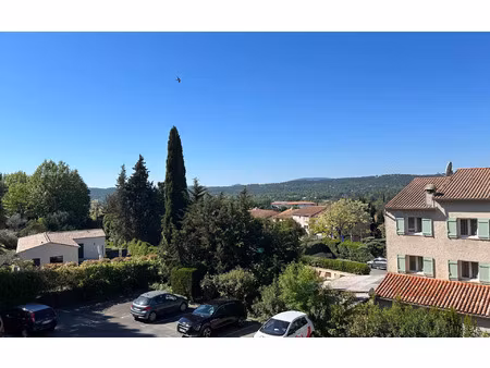 location appartement  28.84 m² t-1 à fayence  580 €