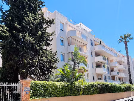 hyères- proche hôpital sainte-marguerite