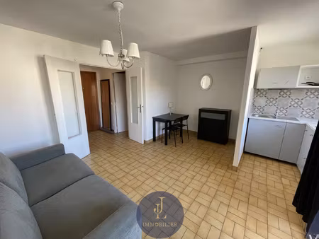 grand studio 26m2 meublé alco