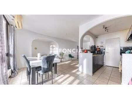 villeurbanne laurent bonnevay- appartement type 5