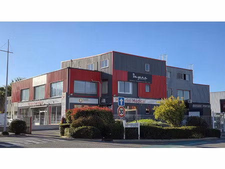 vente commerce 14 pièces 743 m² la valette-du-var (83160)