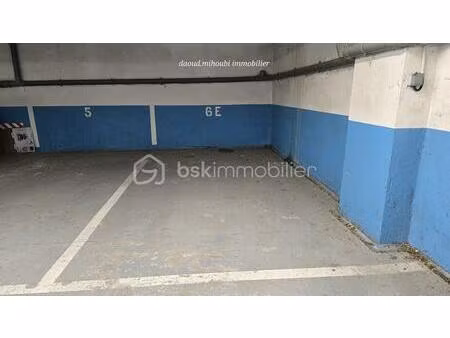 parking de 12 m² à choisy-le-roi