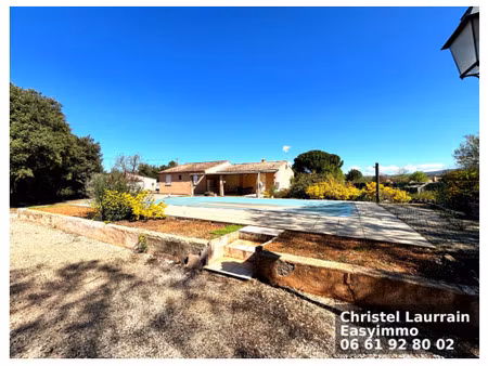 maison familiale avec piscine régusse haut-var