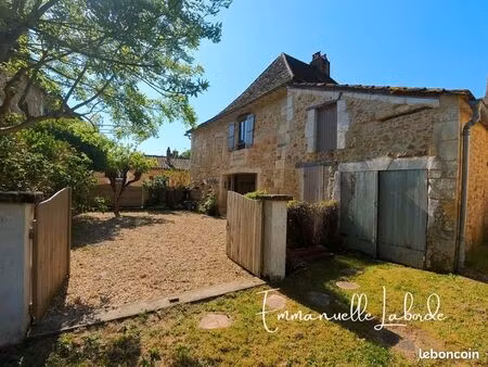 maison 5 pièces 272 m²