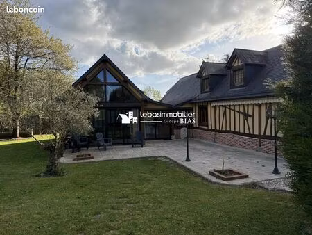 maison 6 pièces 136 m²