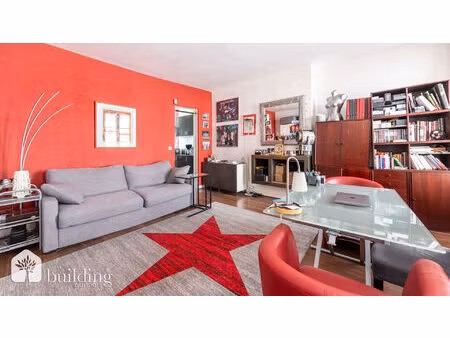 paris 8e europe/monceau- studio lumineux de 33 46 m² avec cave