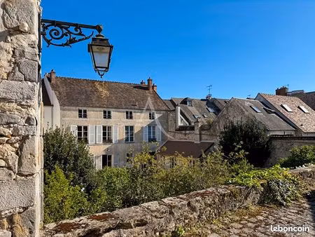 maison 11 pièces 306 m²