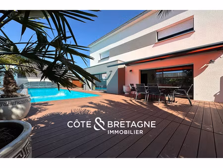 maison familiale contemporaine a vannes dans le morbihan | r