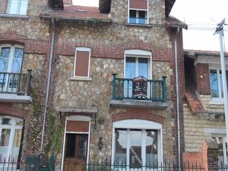 maison 5 pièces 90 m²