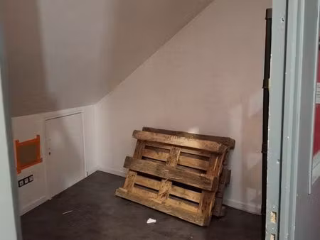 chambre a louer pour dépôt