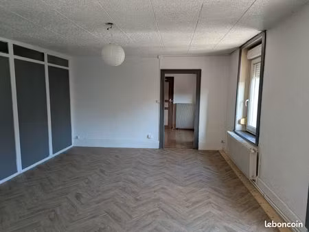 spacieux t3 de 68 m² avec garage – emplacement idéal – 520 cc seulement à saisir rapidemen