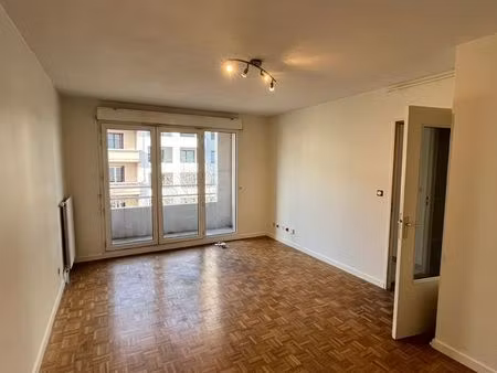t2 non meublé - villeurbanne (charpennes charles hernu)