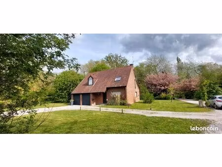 ? maison individuelle – 138 m² – 4 chambres – double garage – cadre verdoyant