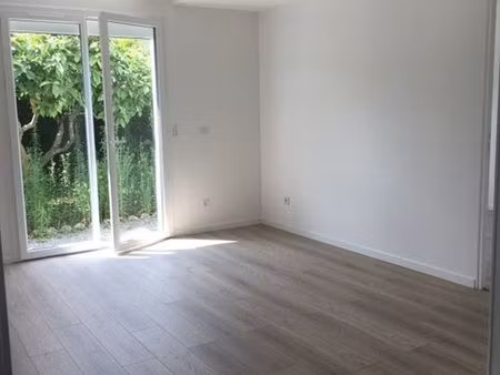 a louer t3 meublé rdc avec jardin