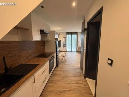 superbe studio neuf avec terrasse – vue dégagée