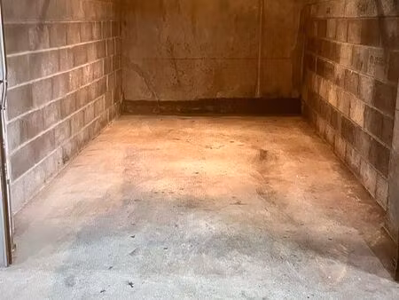 location garage box fermé