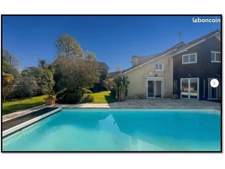 spacieuse maison confortable