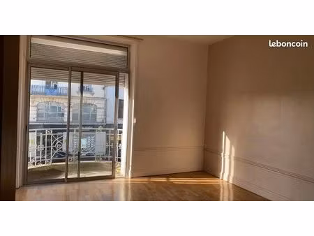 duplex 4 chambres face gare avec terrasse vue parc