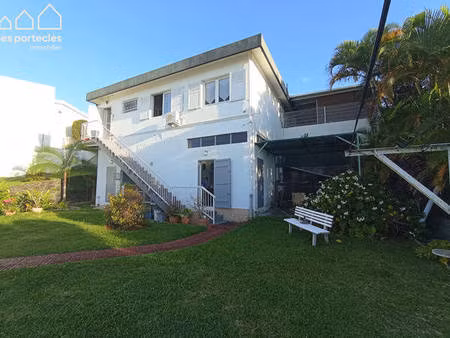 maison familiale 8 pièces sur deux niveaux