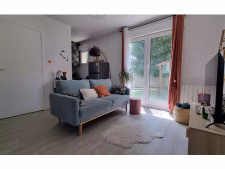 location appartement  m² t-2 à caen  589 €