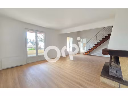 location appartement  m² t-3 à sainte-geneviève-des-bois  1 500 €