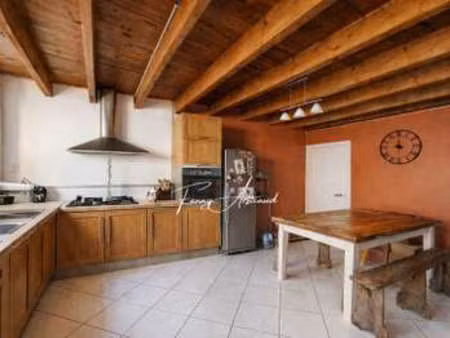 vente maison à fontenay-le-comte (85200) : à vendre / 105m² fontenay-le-comte