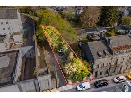 terrain à bâtir en plein centre d'arlon