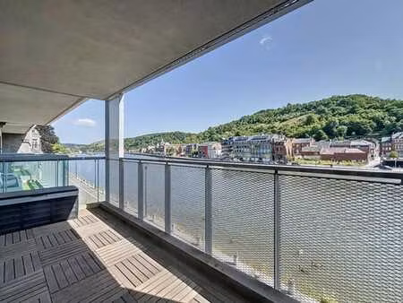 appartement 2 chambres avec vu imprenable sur la meuse
