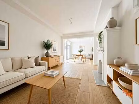 immeuble de 2 appartements à renover entièrement!