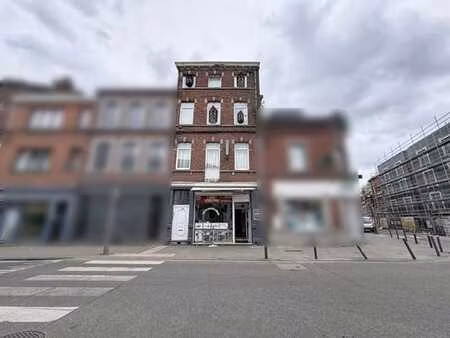 immeuble mixte 3 apparts et rdc commercial