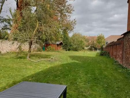 mons : 320m² - 8 91% brut - 7 ch - 3 garages - 1500m² c1