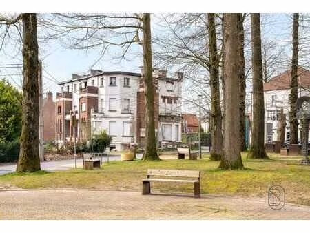 propriété unique de 600 m²  situation superbe