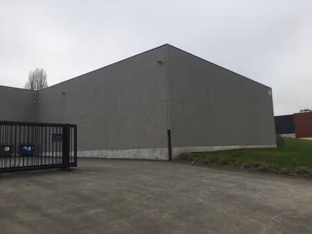 bâtiment industriel à vendre