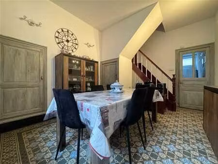 maison villageoise 2 façades à rafraîchir