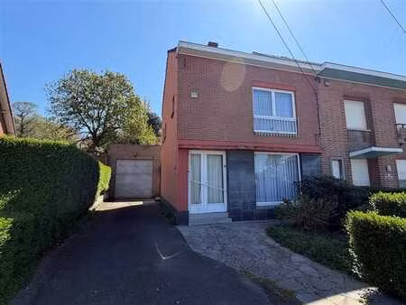 maison 3f avec hangar