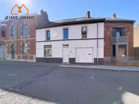 charmante maison avec garage et jardin