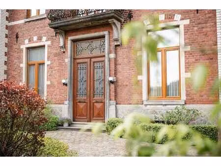 maison de maître avec appartement de rapport à ellezelles