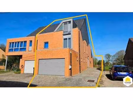 superbe maison 200m² nets  3 chambres  garage et jardin