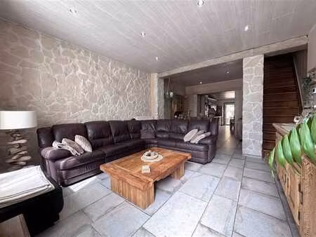 magnifique maison 2 chambres avec parking