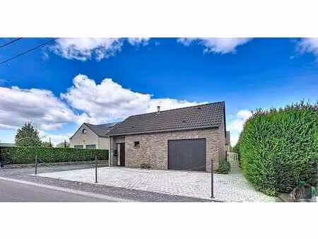 villa de plain pied a vendre a anderlues !