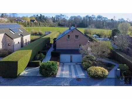 villa 4 facades - 5 chambres - 2 salles de bains