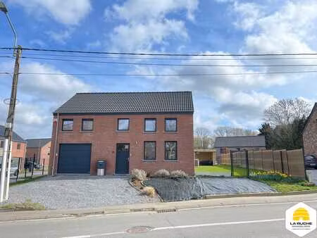 villa 120 m² nets - 7a32ca  en excellent état 