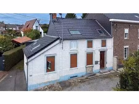 maison 3 façades à vendre – 2 chambres + bureau – carnières